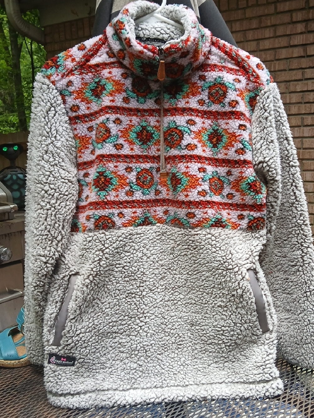 Simply Southern Gray Sherpa Pullover with Multicolor Accent,szM